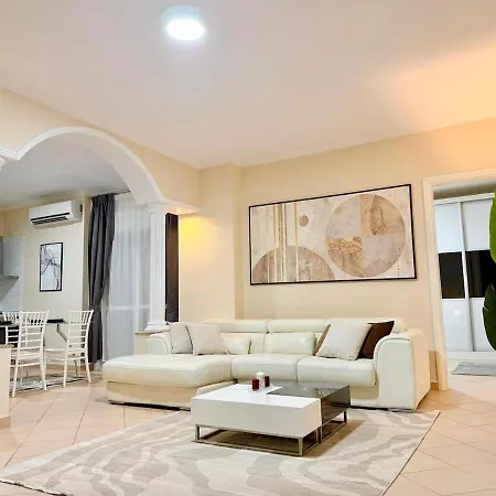 Seaside Serenity Apartment! Free Parking Vlorë
