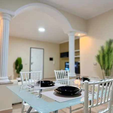 Seaside Serenity Apartment! Free Parking Apartamento