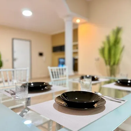 Seaside Serenity Apartment! Free Parking Appartamento *